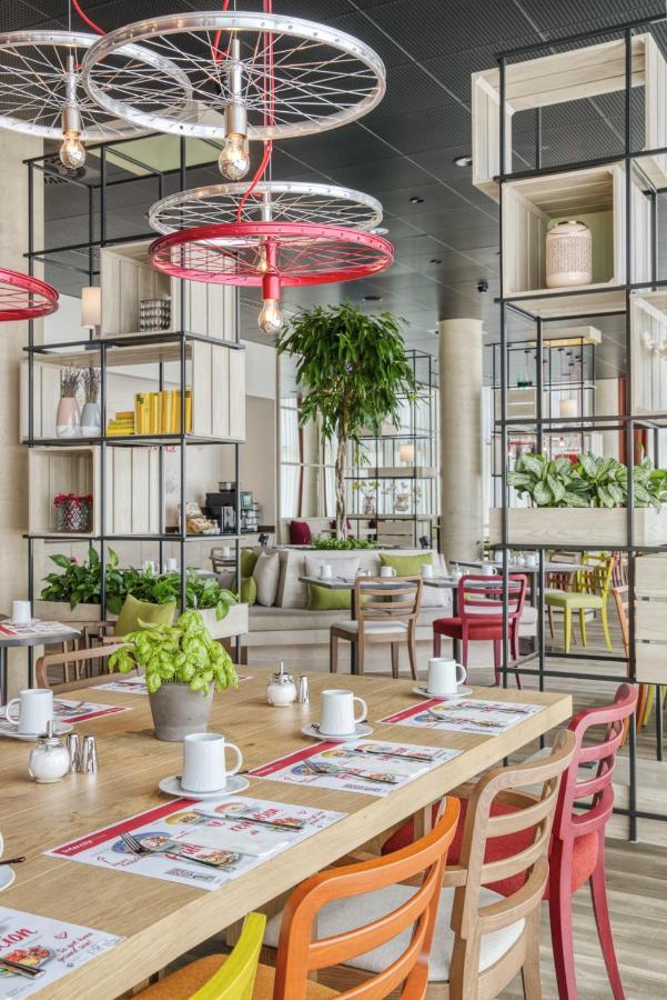 Intercityhotel Saarbrücken Eksteriør bilde