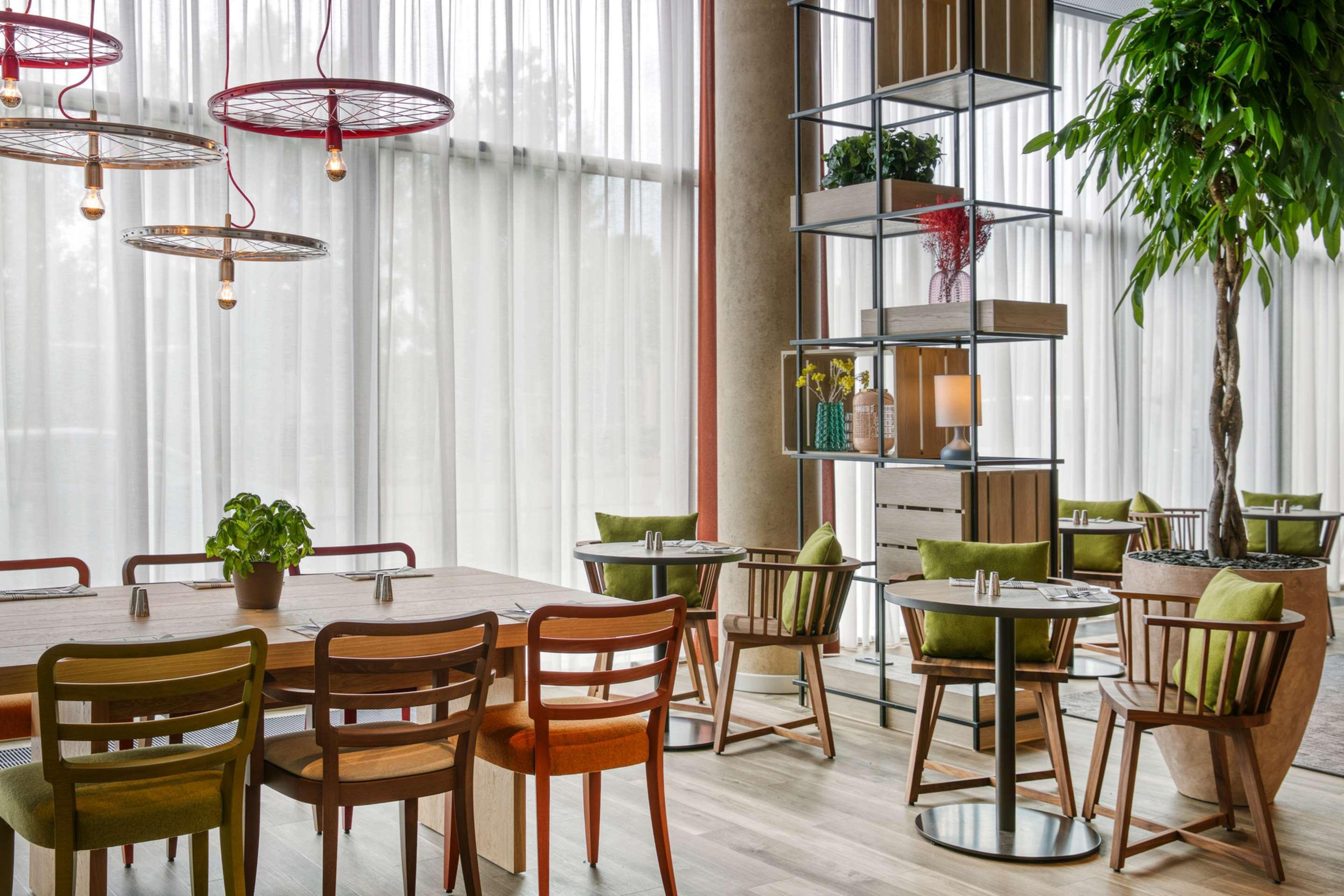 Intercityhotel Saarbrücken Eksteriør bilde