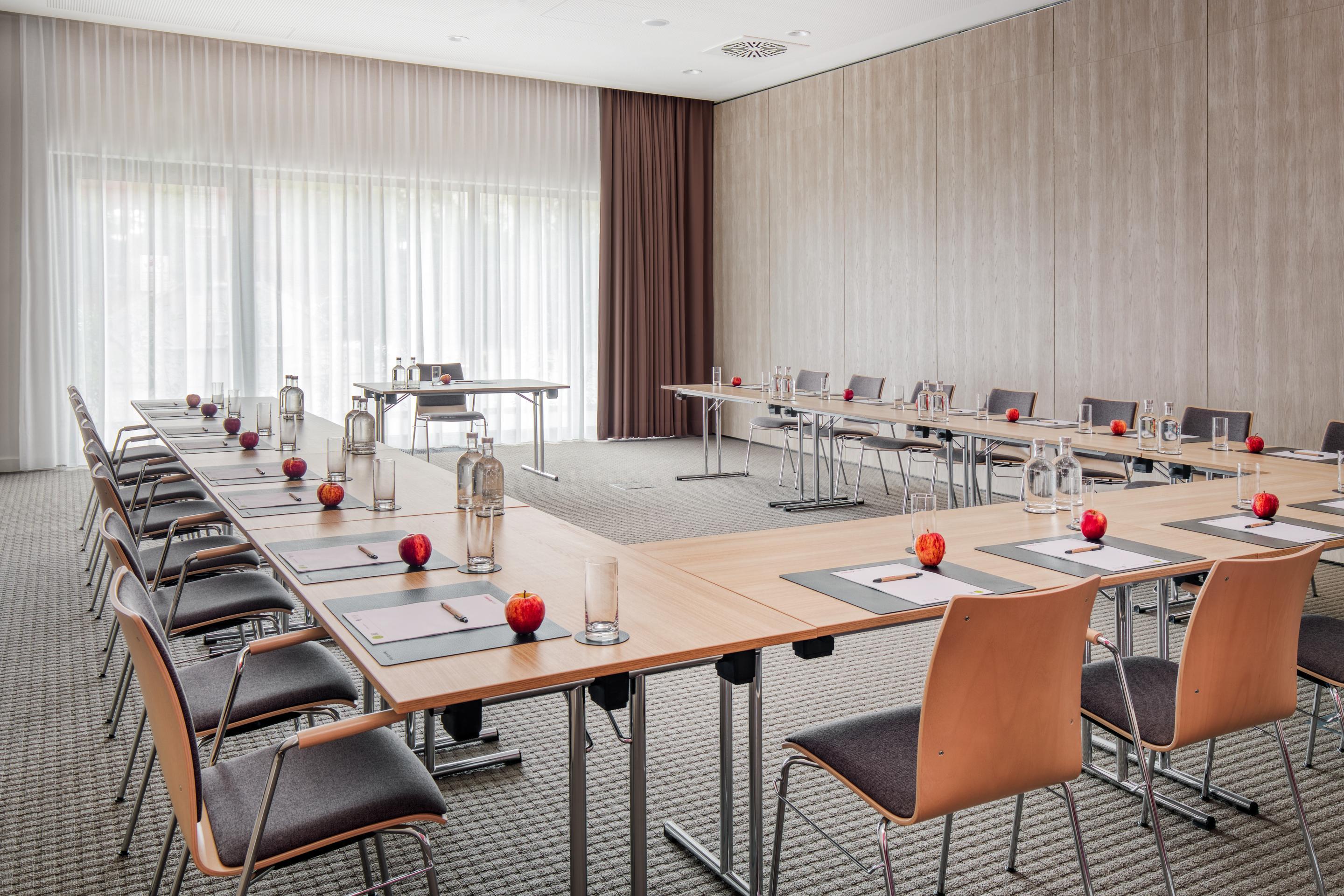 Intercityhotel Saarbrücken Eksteriør bilde