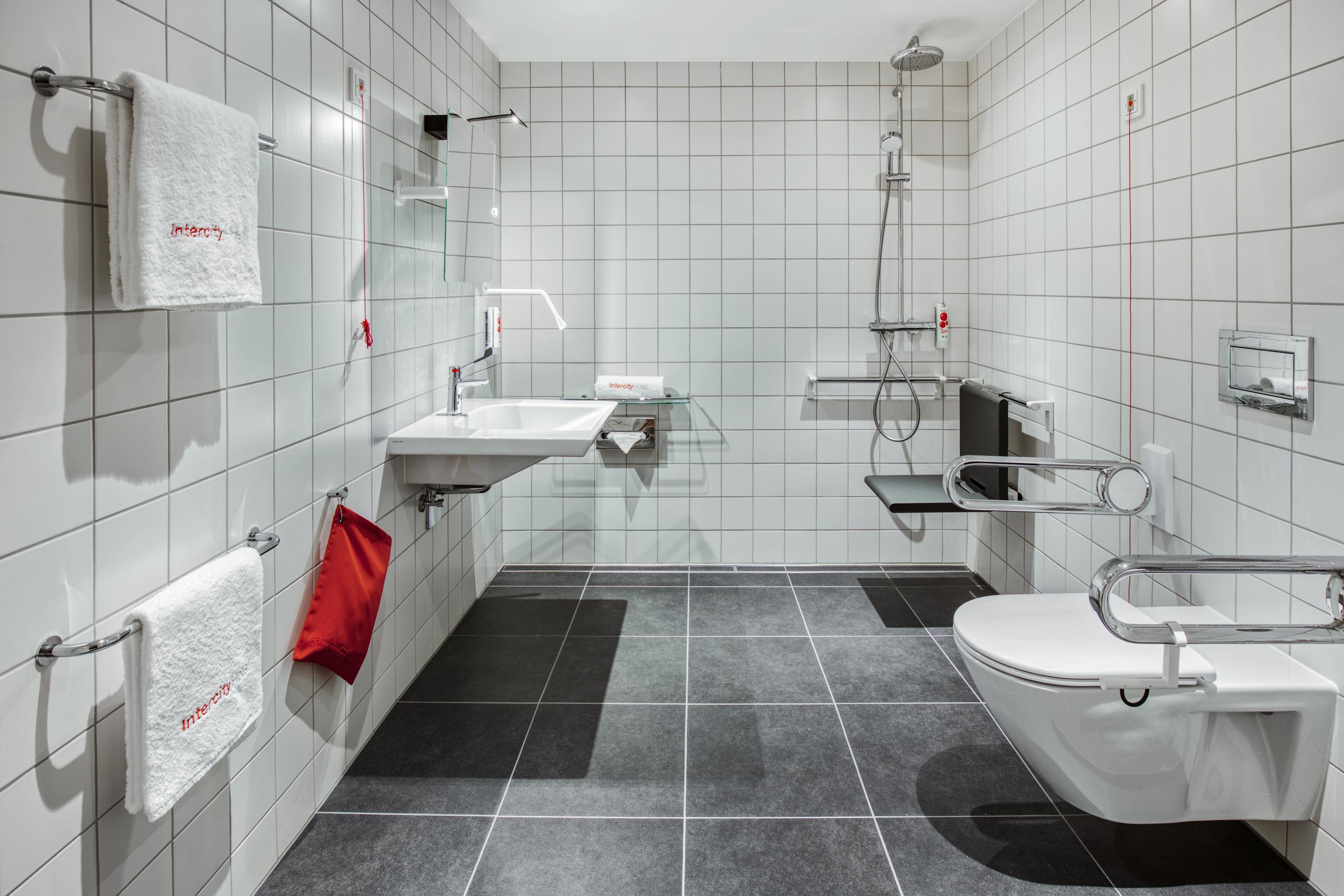 Intercityhotel Saarbrücken Eksteriør bilde