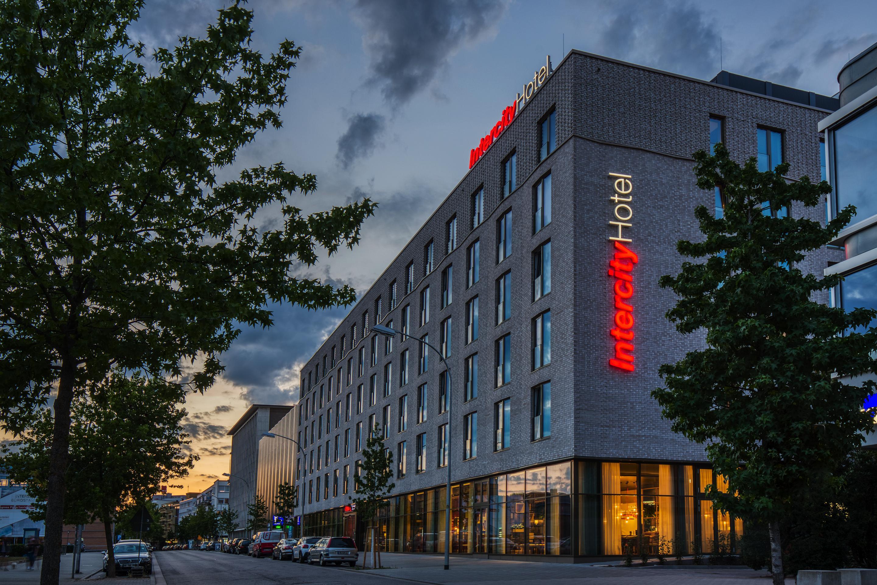 Intercityhotel Saarbrücken Eksteriør bilde