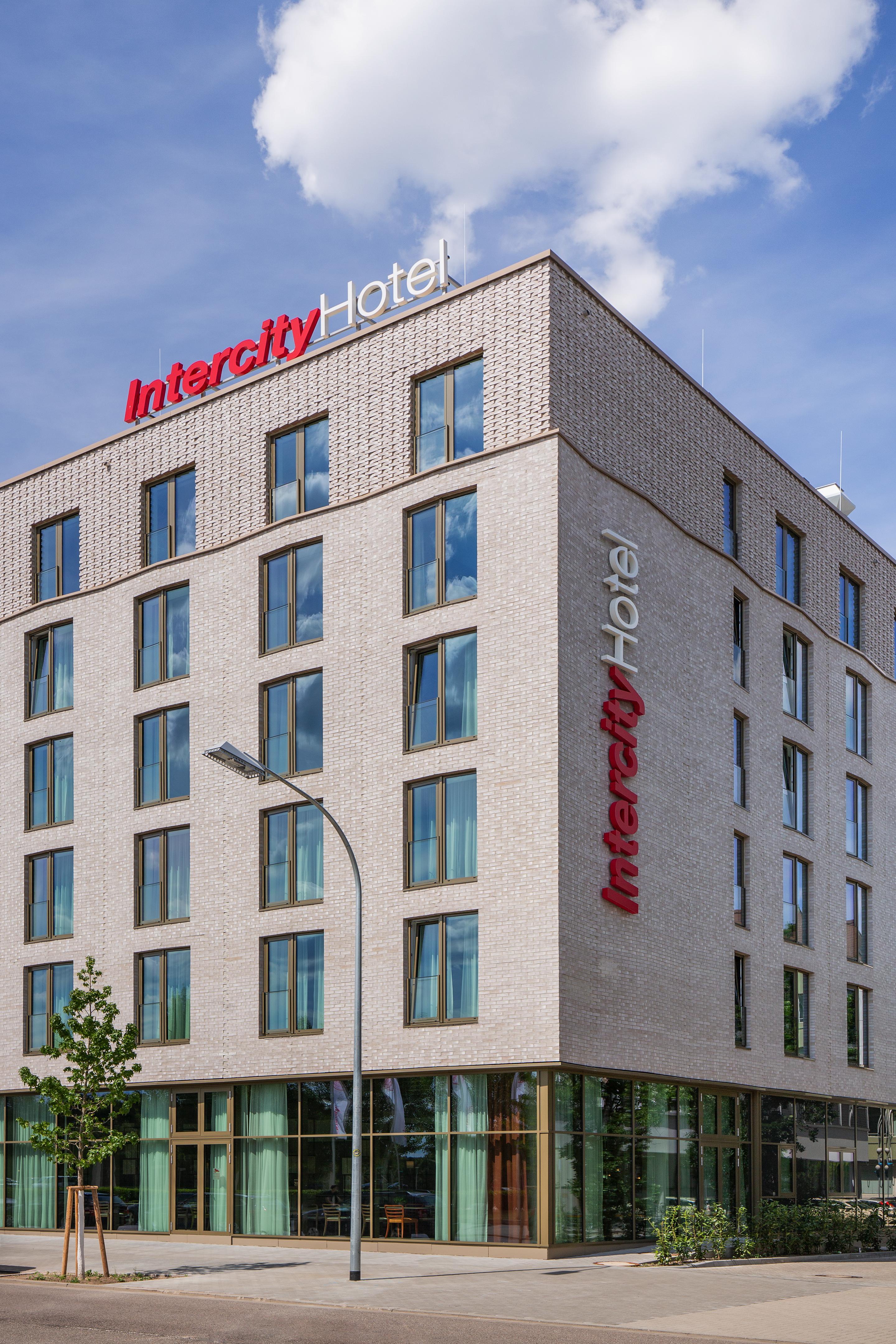 Intercityhotel Saarbrücken Eksteriør bilde