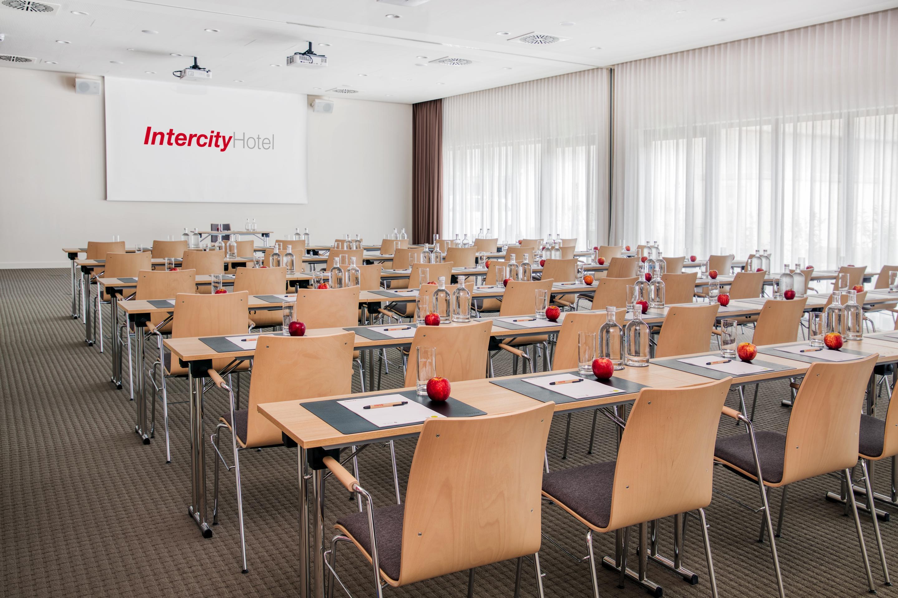 Intercityhotel Saarbrücken Eksteriør bilde